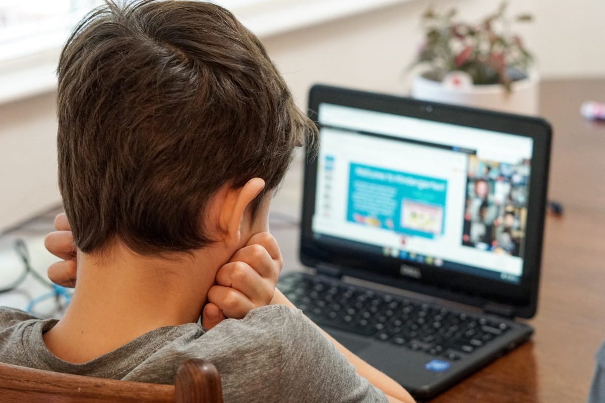 Cyberprzemoc wśród młodzieży – jak ochronić swoje dziecko?