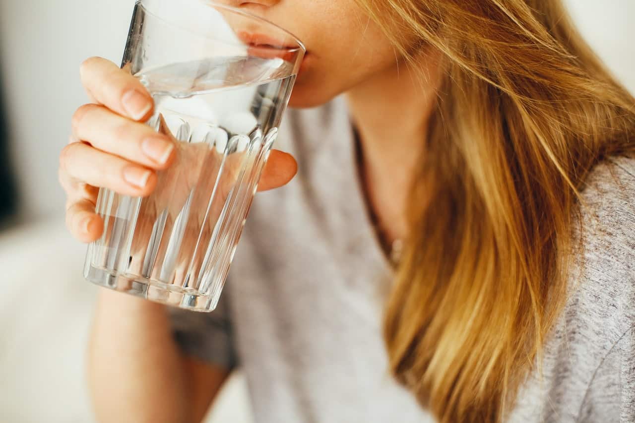 Jak filtrować wodę w domu?