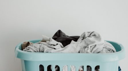 7 sposobów na pachnące ubrania po praniu